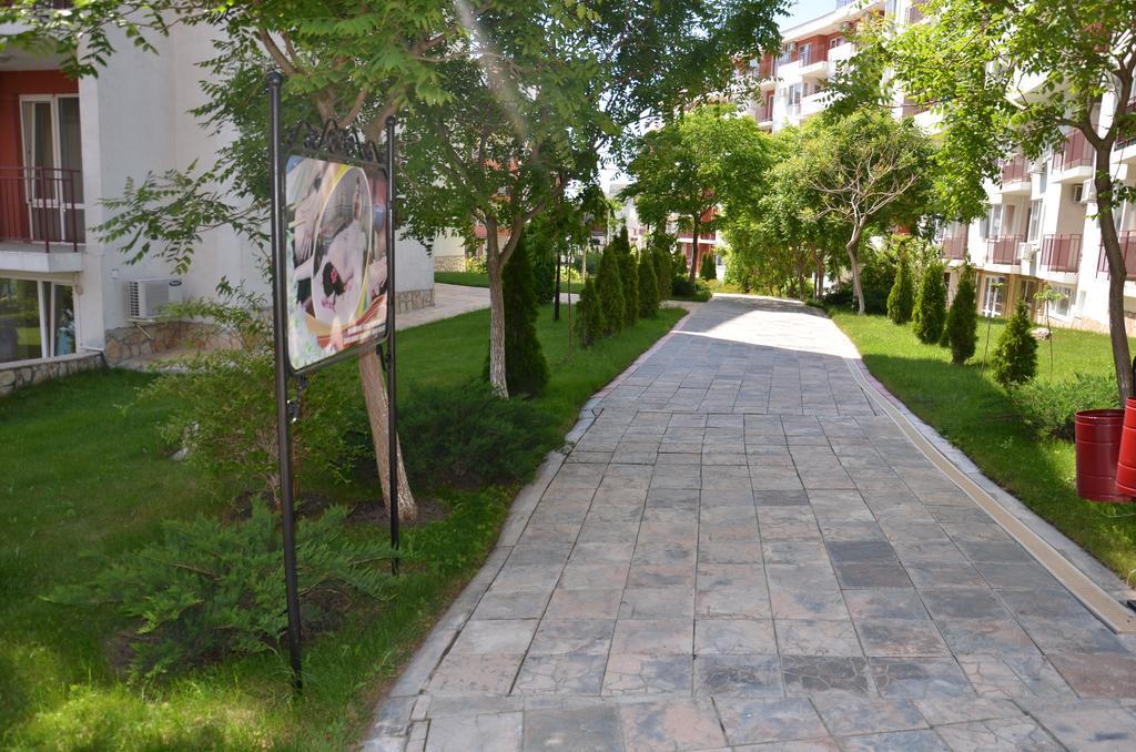 Single Private Apartments In Marina View Fort Beach Sveti Vlas Exterior foto